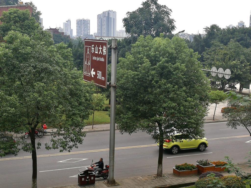 Peace Inn The Leshan Giant Buddha Branch 외부 사진
